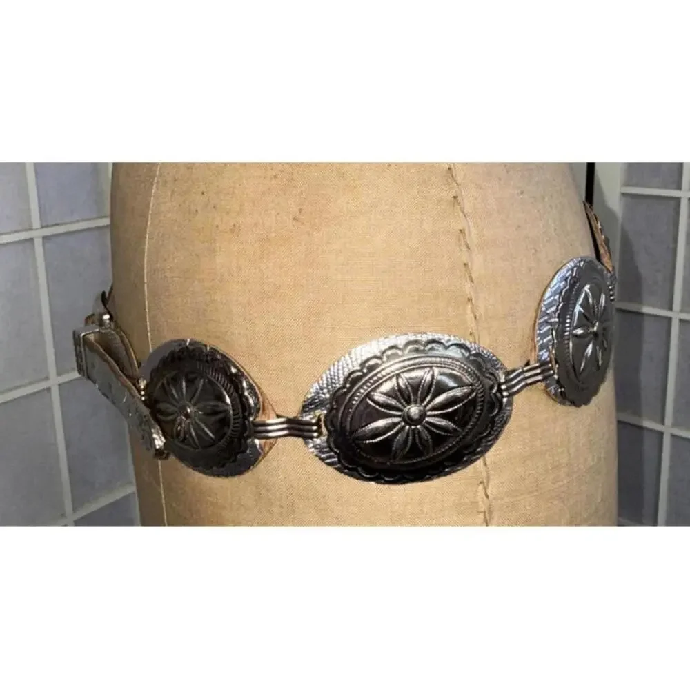 Vintage Y2K Silver Tone Stamped Metal‎ Boho Western Rodeo Concho Style Belt